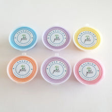 Load image into Gallery viewer, Shower Steamers - 6 assorted scents
